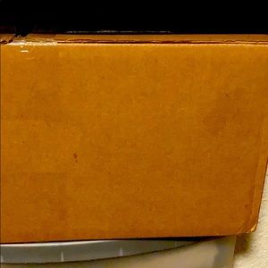 Makeup & tools mystery box